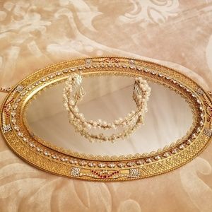 Gold pearl back headband